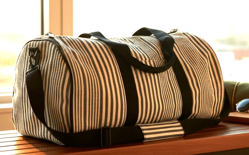 Universal Thread Green Brown Duffel Weekender Bag Travel Underseat Carry-On NWT